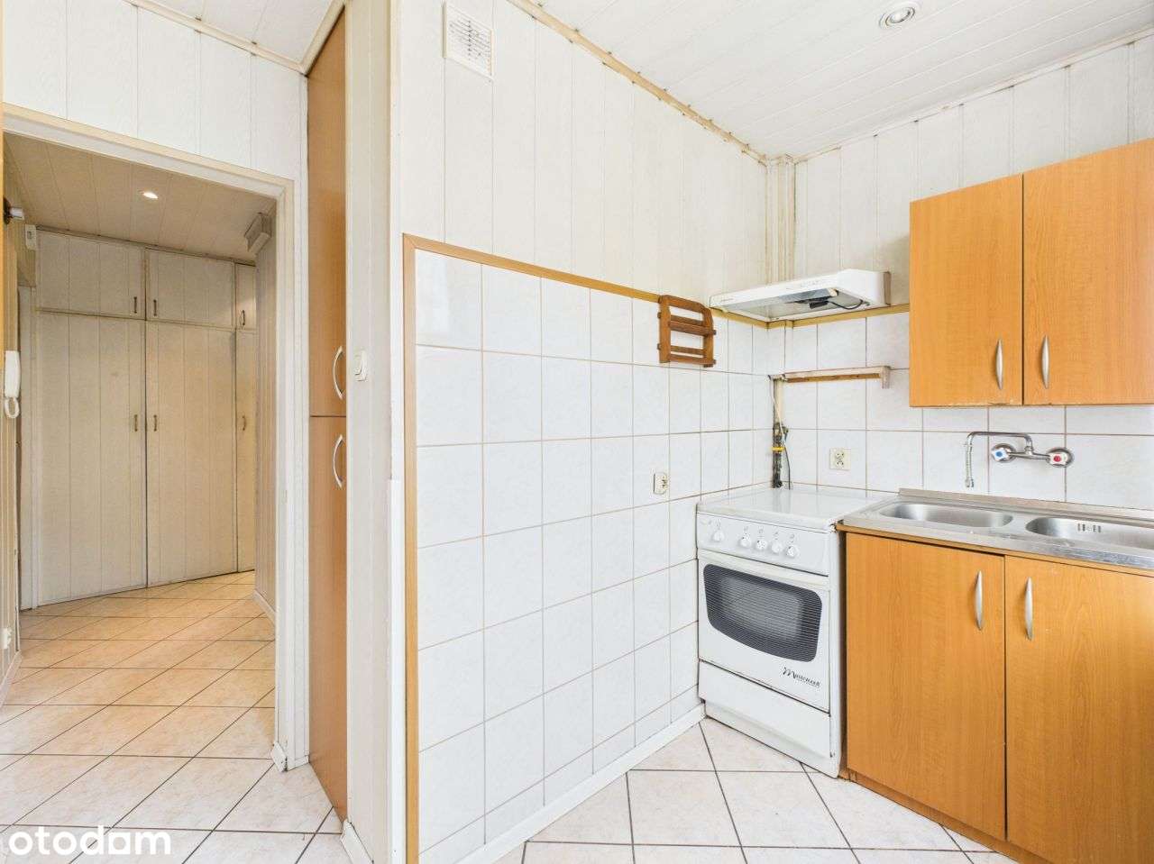 Nowa Cena !!! 3- pokojowe Mieszkanie w spokojnej o-6