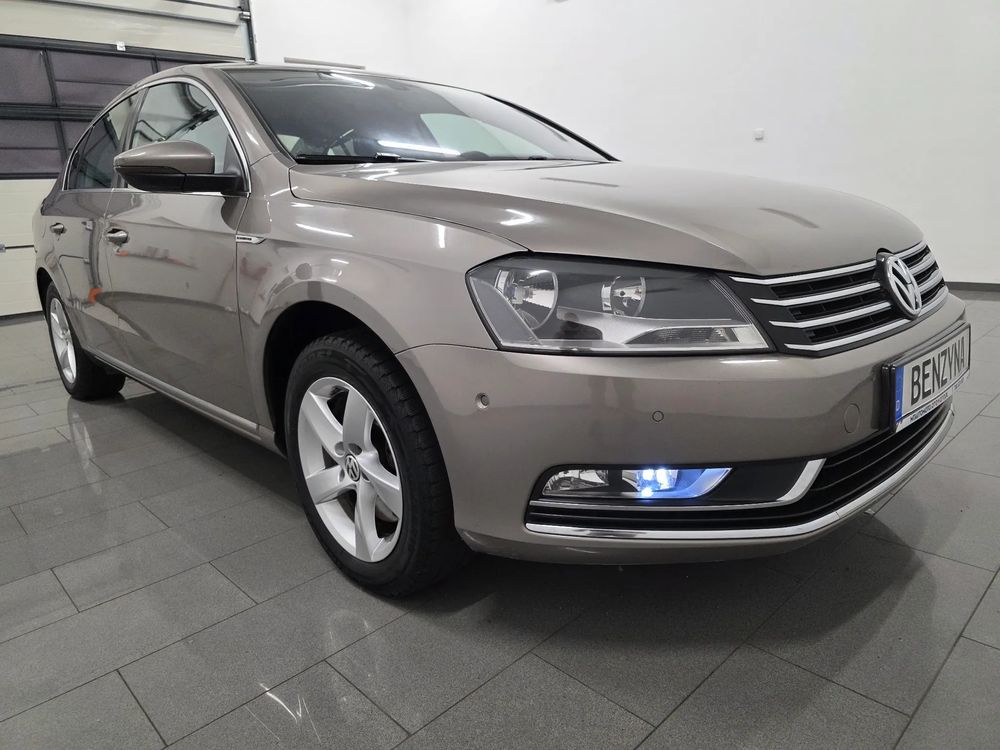 Volkswagen Passat B7 1.4 TSI BlueMotion Technology Comfortline 2012