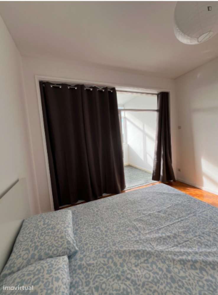 Apartamento com 4 quartos - localizado em Paranhos Porto - Grande imagem: 5/5