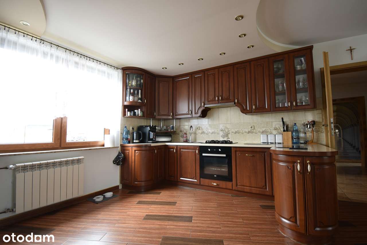 Dom inwestycyjny z 9 pokojami pod wynajem -gotowy biznes ! - Pełny obrazek: 4/20