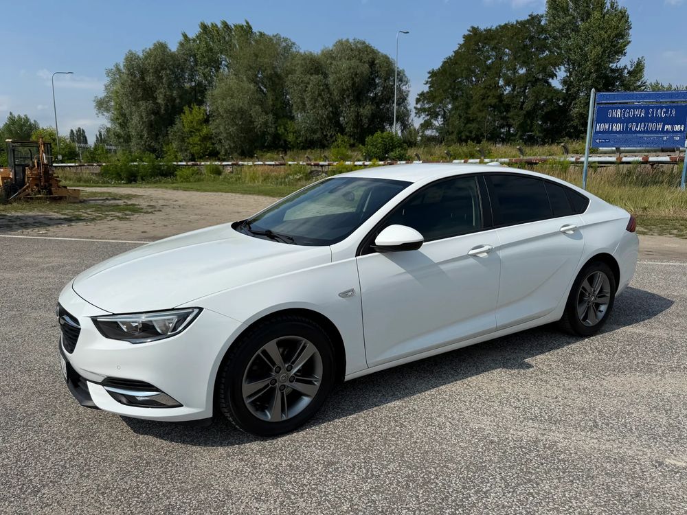 Opel Insignia B (2017-) 1.5 Direct InjectionTurbo Innovation 2018
