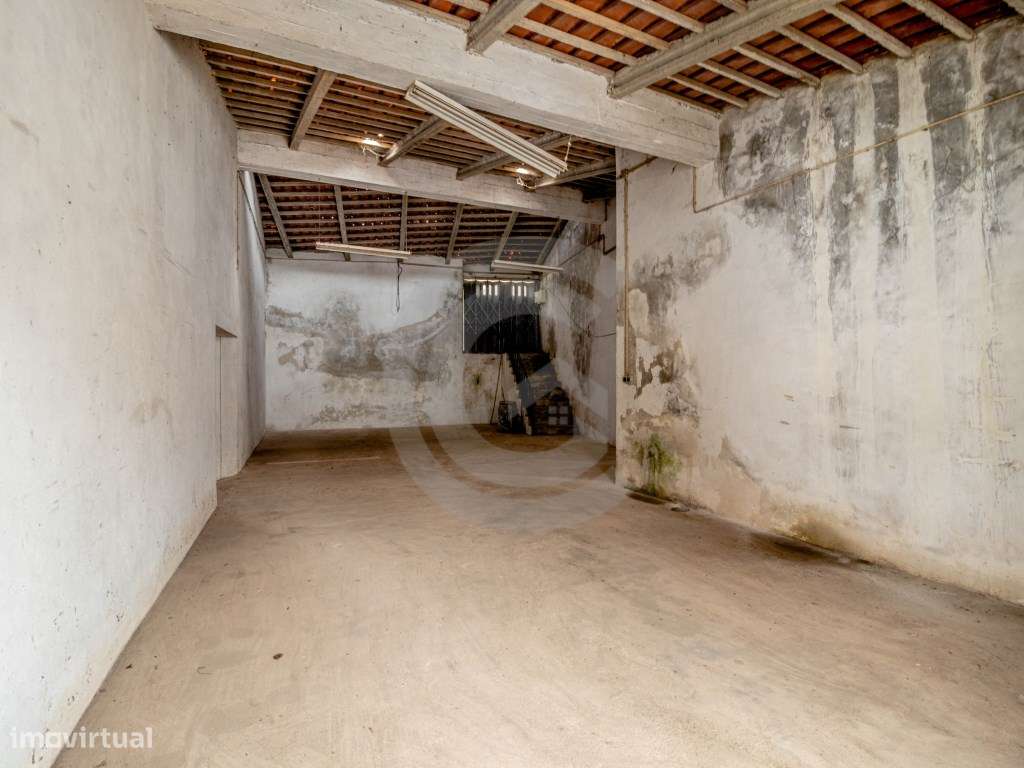 Armazém/Garagem em Minde - IMÓVEL COM BAIXA DE PREÇO - Grande imagem: 5/7
