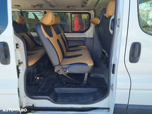 Renault Trafic Passenger 2.0 dCi L1H1 Authentique - 8