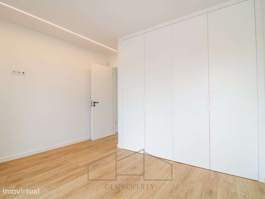 Moradia Isolada T3 com piscina pronta a escriturar na Aroeira-57