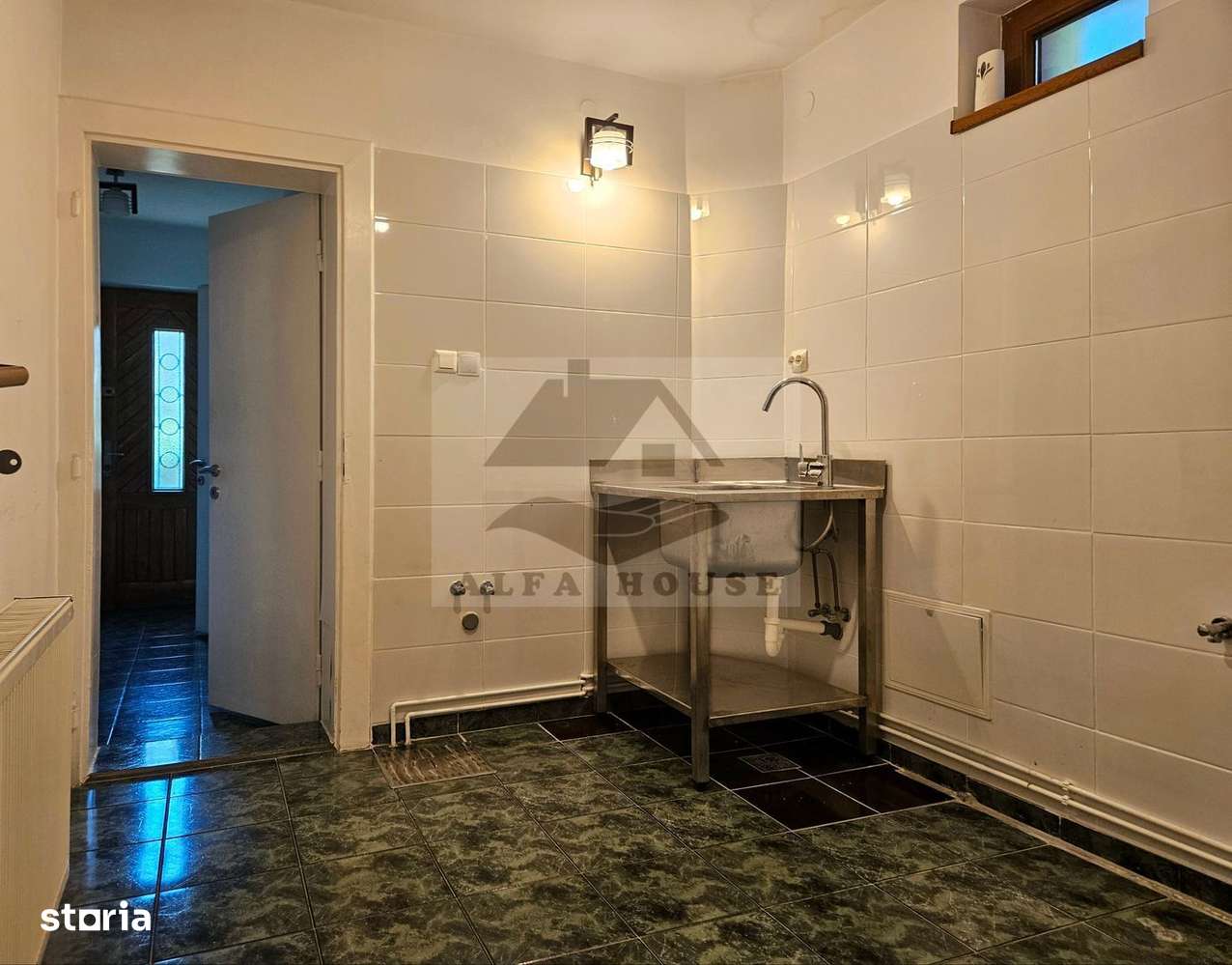 Casa deosebita cu 6 camere in  Centrul Brasovului - 210 mp - Imagine principală: 5/20