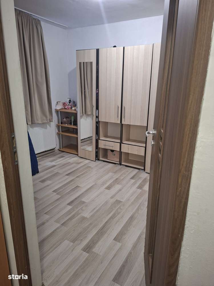 Apartament cu 3 camere Dambu, strada Ceahlau-3