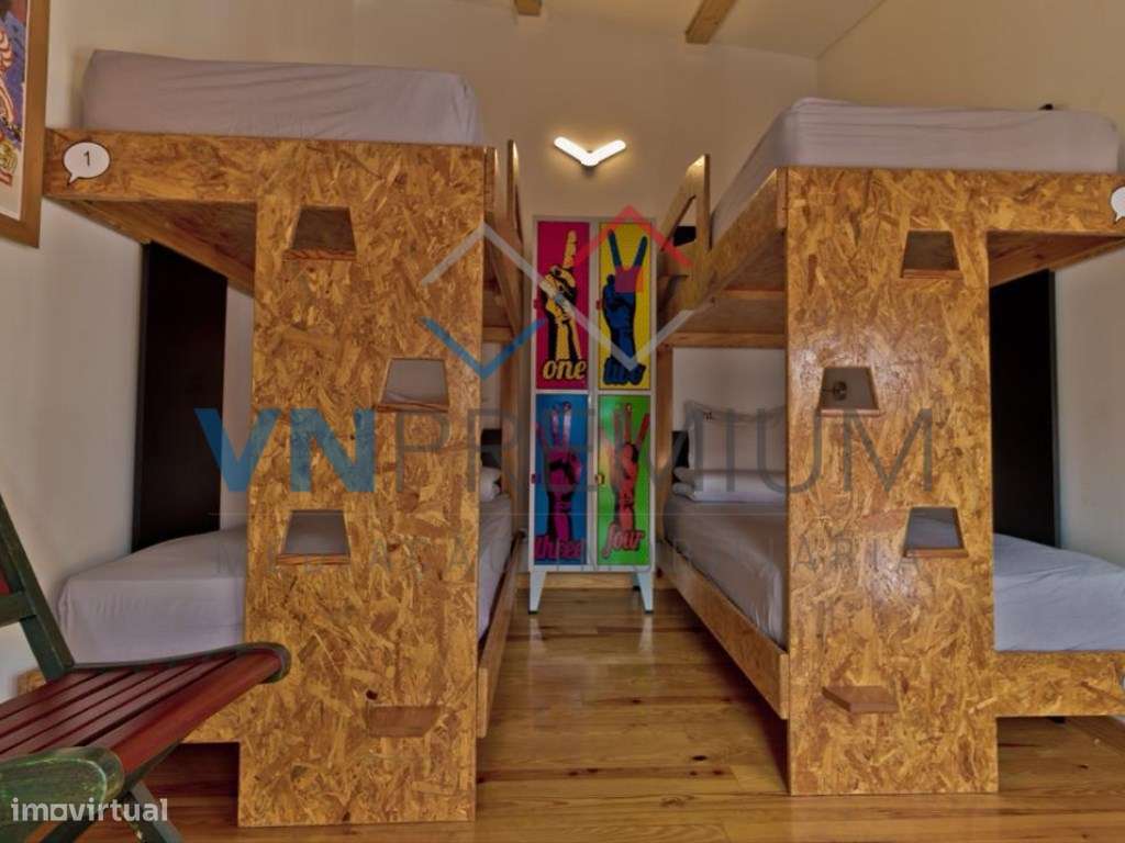 Charmoso Hostel a venda em Lisboa junto ao terminal dos Barcos de C...-8