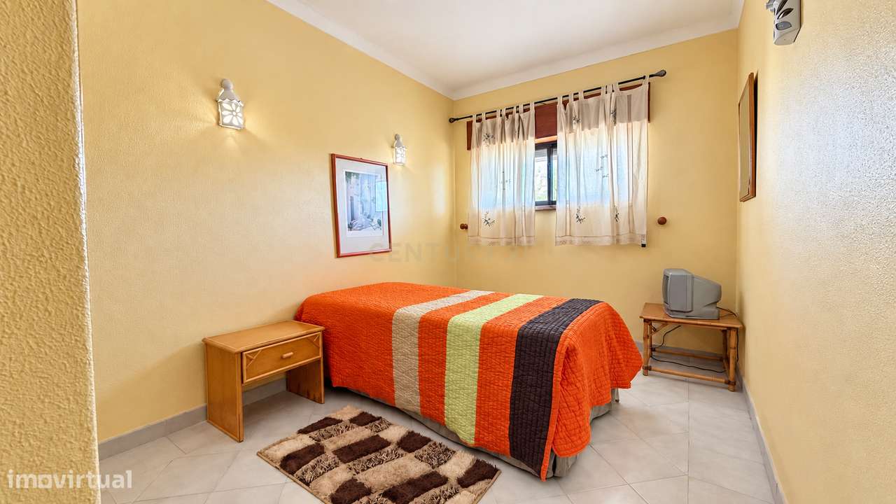Apartamento T2 com Piscina, Elevador e Varanda Virada a Sul | Albufeir-21