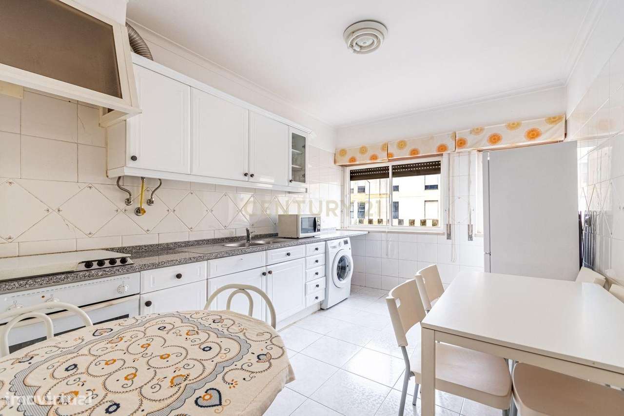 T1 COM EXCELENTE POTENCIAL PARA TRANSFORMAR EM T2  MEM-MARTINS-6