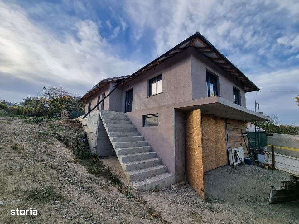 Casa Barati Demisol + 1 etaj, ( garaj, pivnita)-9