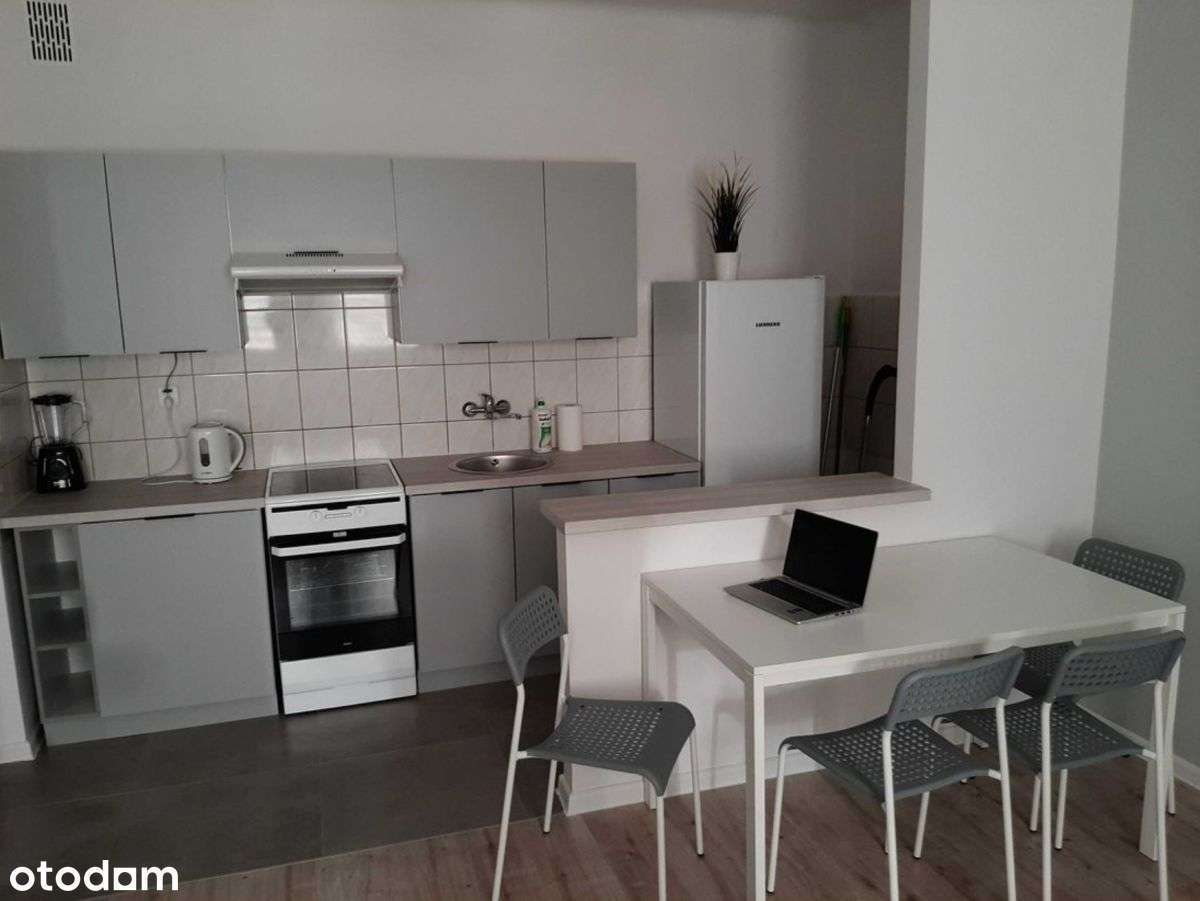 | Bezpłatny Parking | Piwnica | Po Remoncie |-2