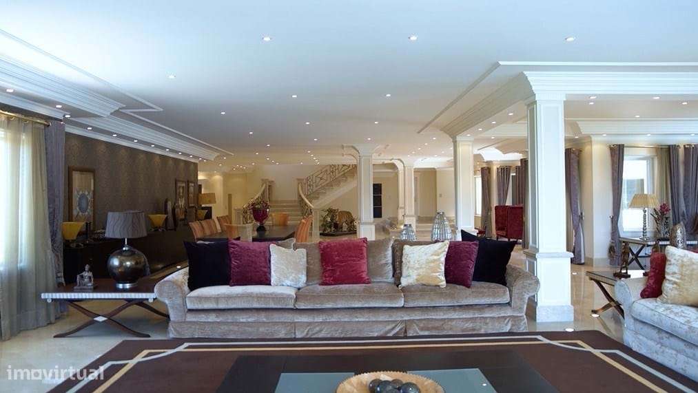 Villa exclusiva com vista para a serra de Sintra - Várzea de Sintra, S-11