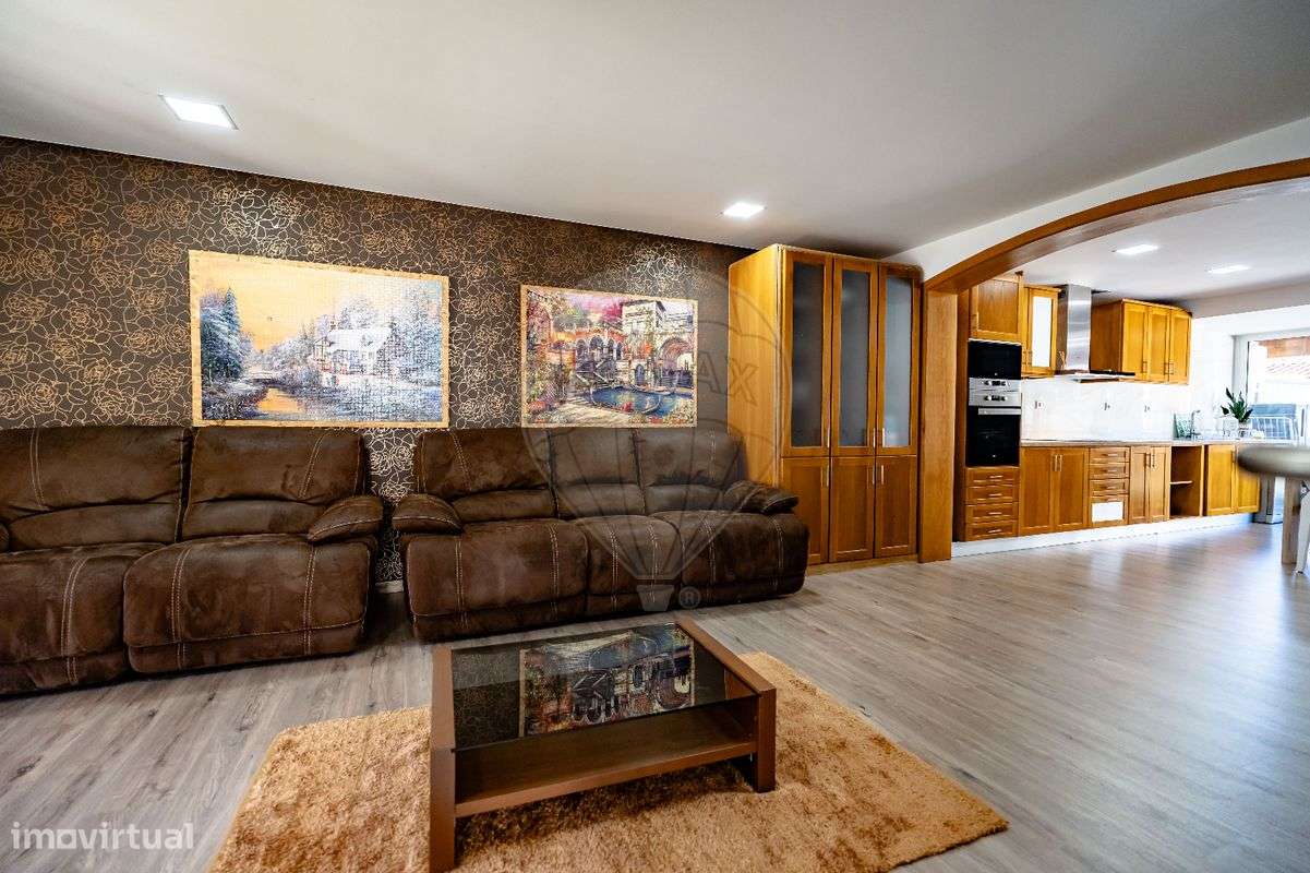 Moradia T4 para venda - Grande imagem: 2/43