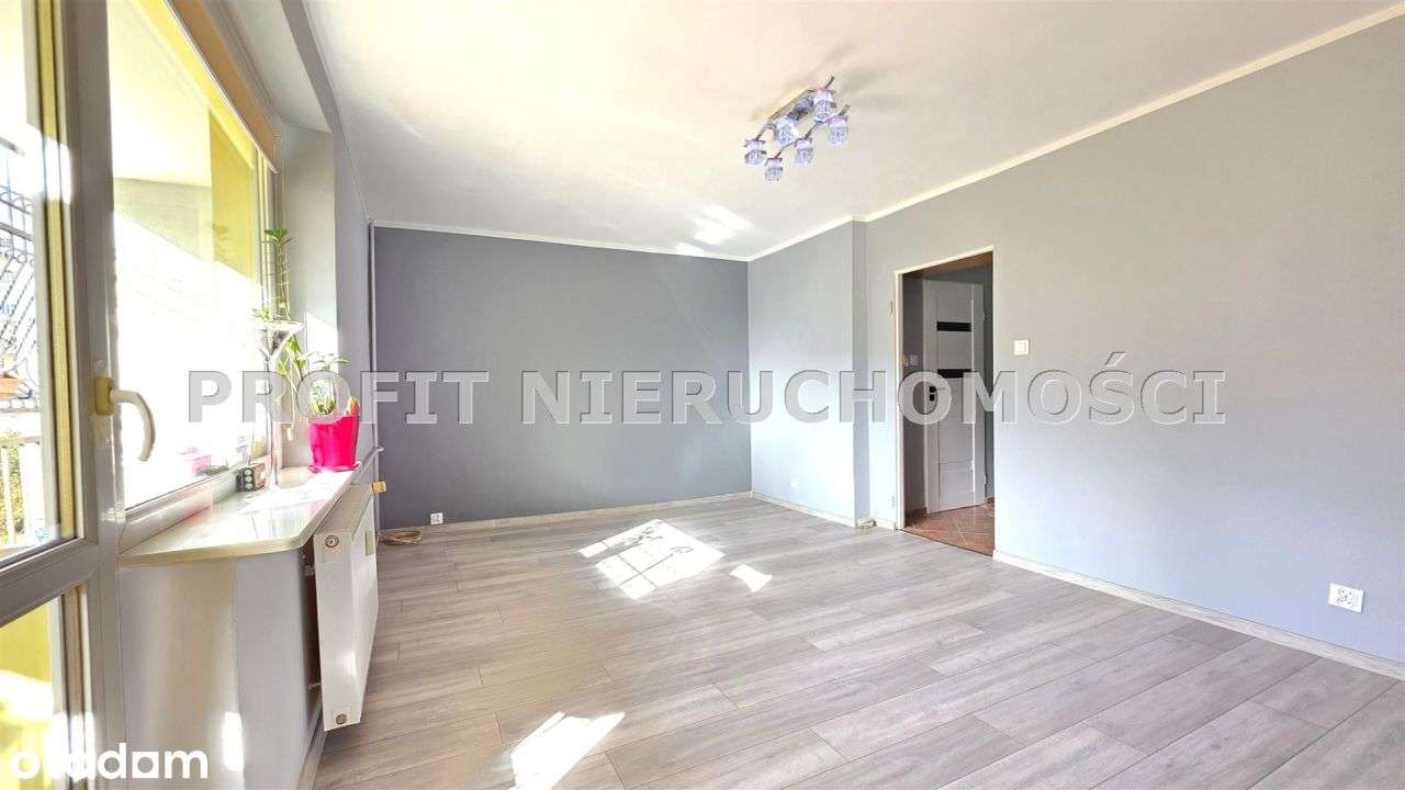 Środkowe mieszkanie z balkonem na parterze-4