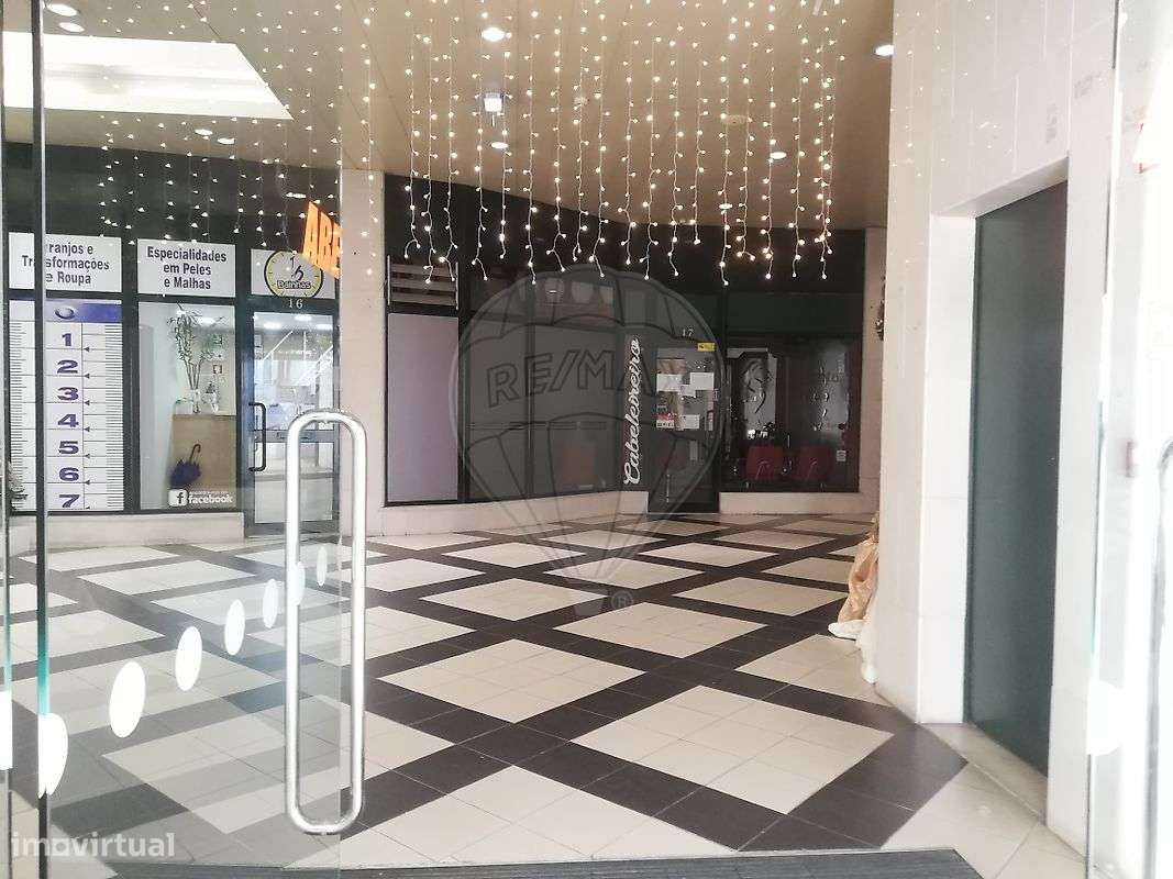 Loja  para arrendamento - Grande imagem: 2/8