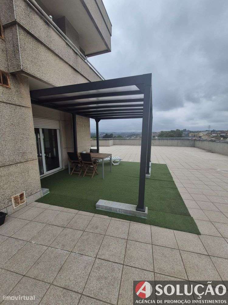 Apartamento T2 em Oliveira do Douro-32