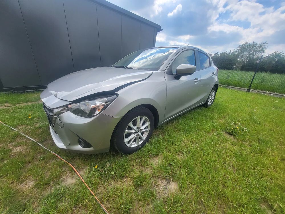 Mazda 2 III SKYACTIV-G 90 Exclusive-Line 2015