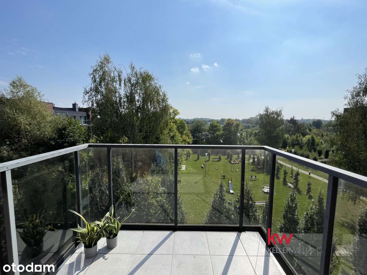 Mieszkanie z widokiem, garażem i komórką lokatorsk