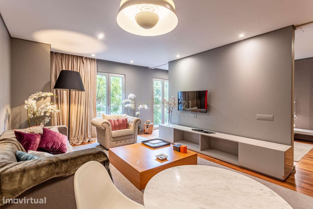 Moderno Apartamento T1 em Santo António, Lisboa - Grande imagem: 5/24