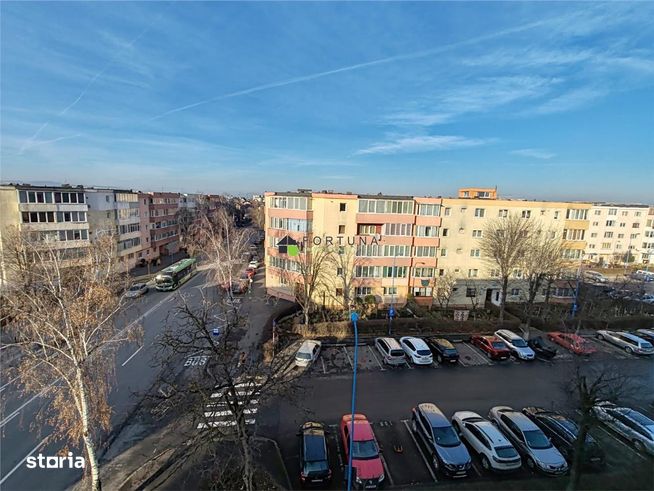 Apartament spatios, luminos si complet mobilat în Tractorul – 0% comis-3