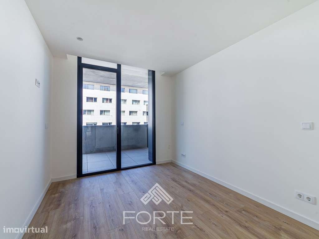 Apartamento NOVO - Condomínio de Luxo - Aveiro-12