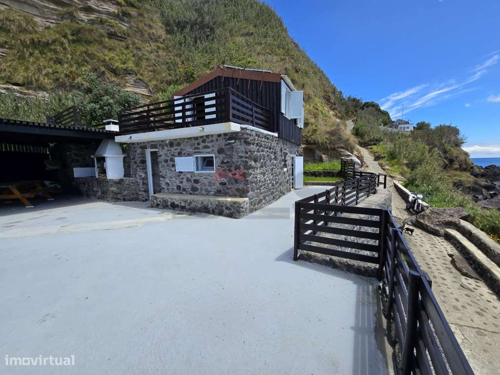 Moradia Isolada T2 -Rocha da Relva-5