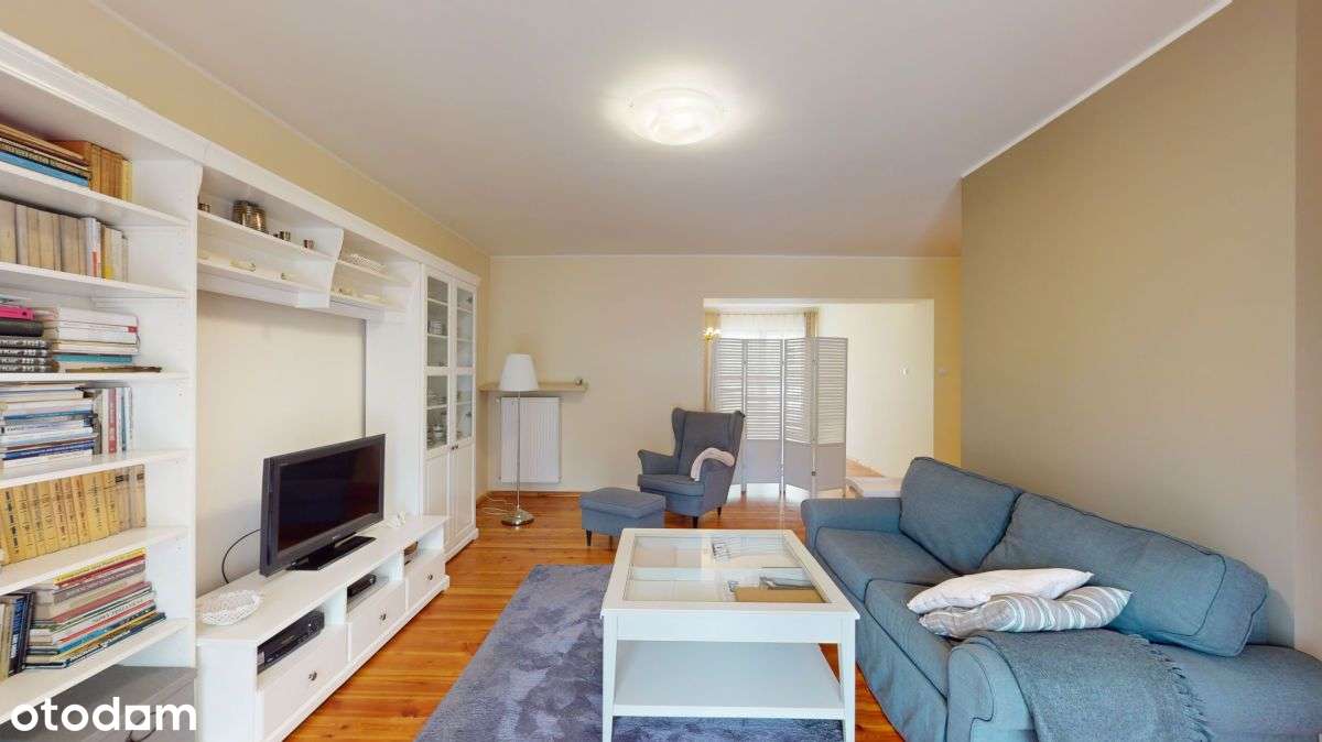 Dom 2 rodzinny z miejscem na działalność.-13