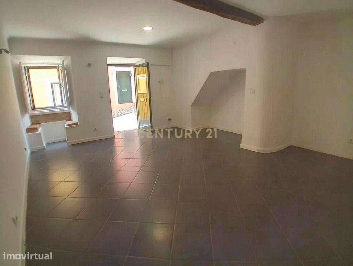 Charmoso Apartamento T1 com Pátio Privativo na Beira-Rio – Santos, Lis - Grande imagem: 3/18