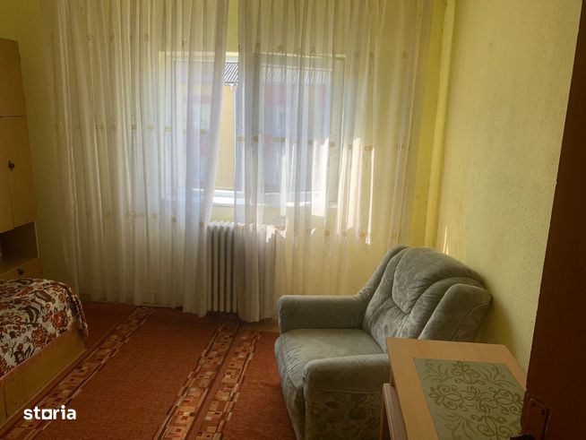 Ap. 3 camere decomandat, et.4 - str. Iasomiei, Bistrita-4