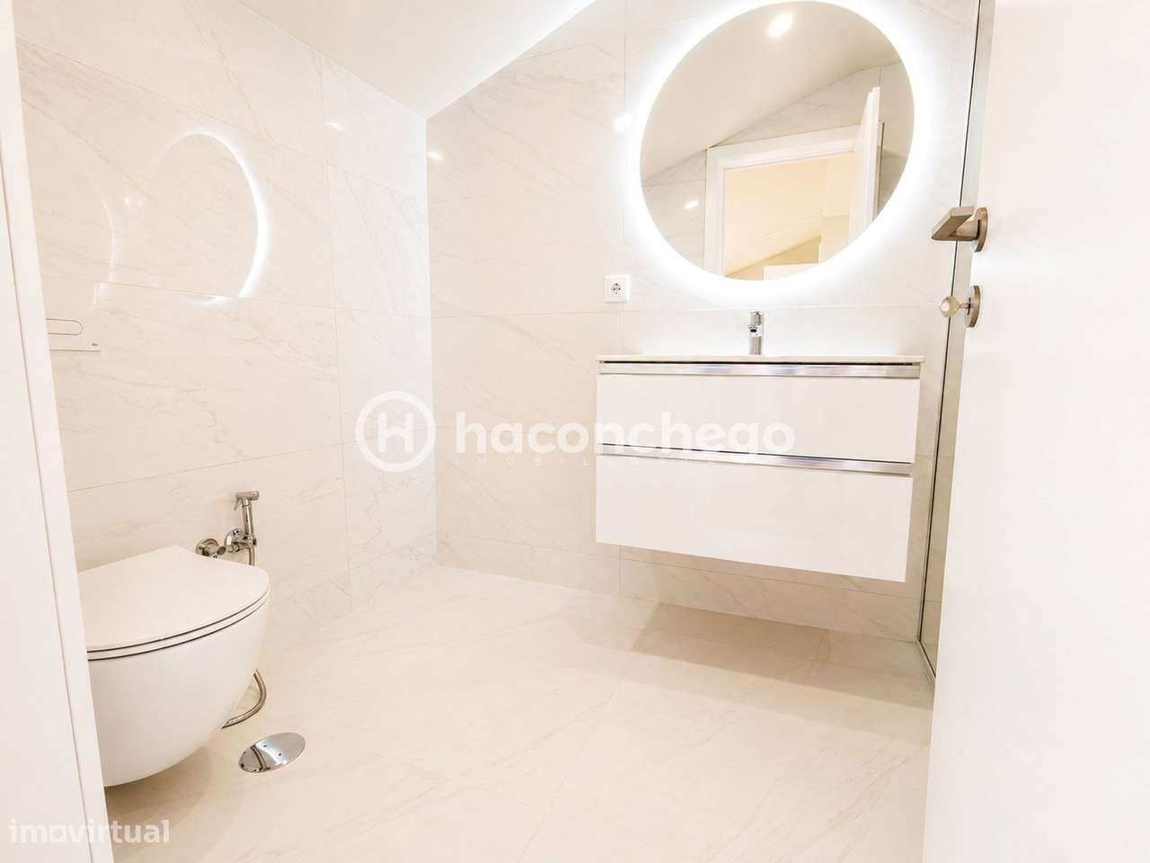 Apartamento T4 duplex com garagem e equipado Arcozelo Barcelos-20