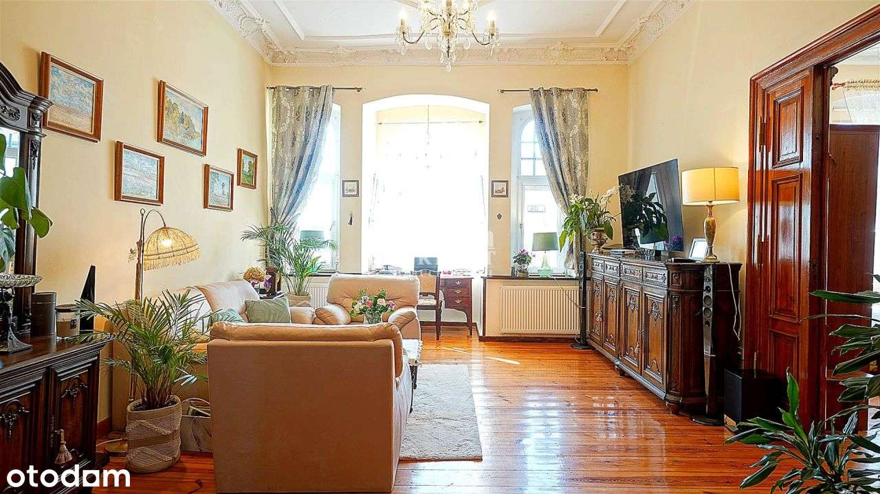 Deptak ~ dochodowa kamienica przy Królowej Jadwigi-7