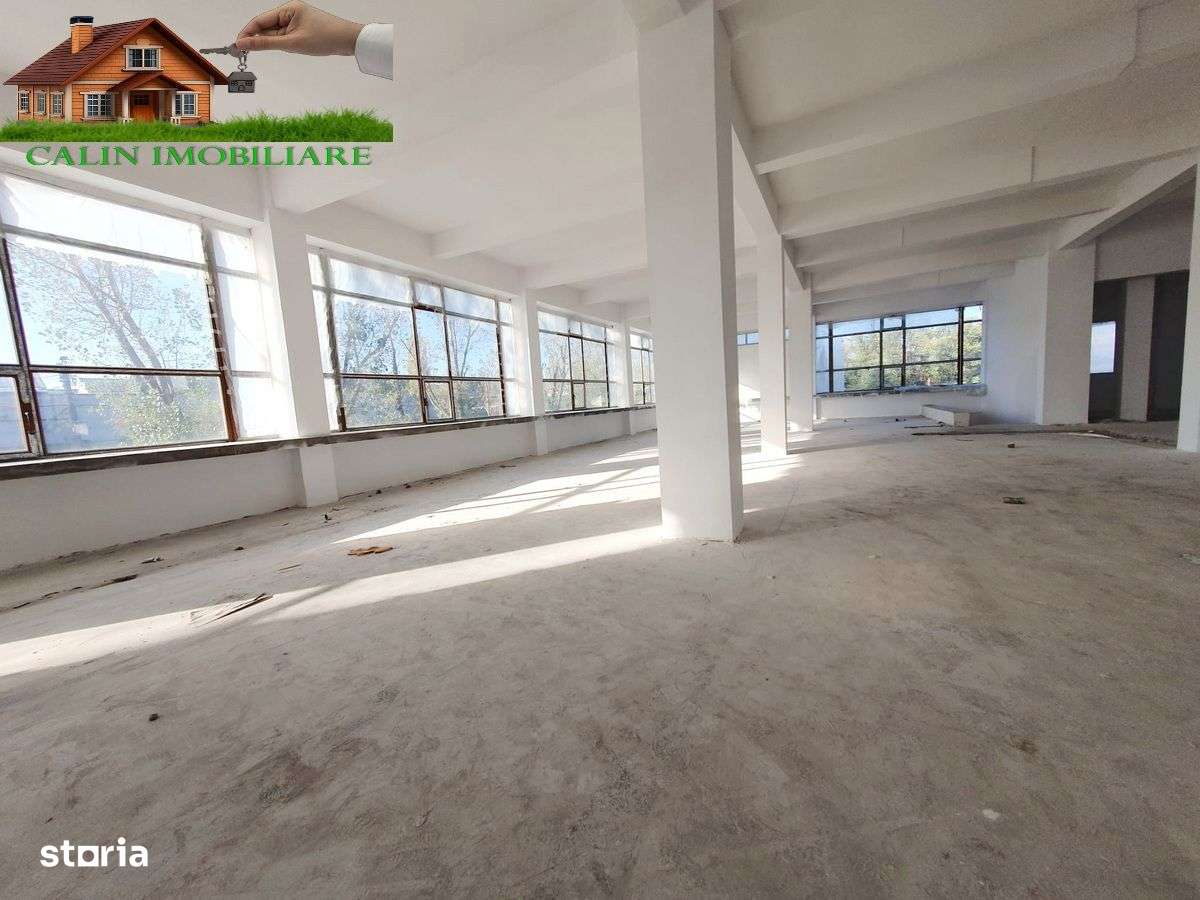 DE INCHIRIAT SP.COMERCIAL Clinica/ Showroom/ Restaurant/ After school - Imagine principală: 4/11