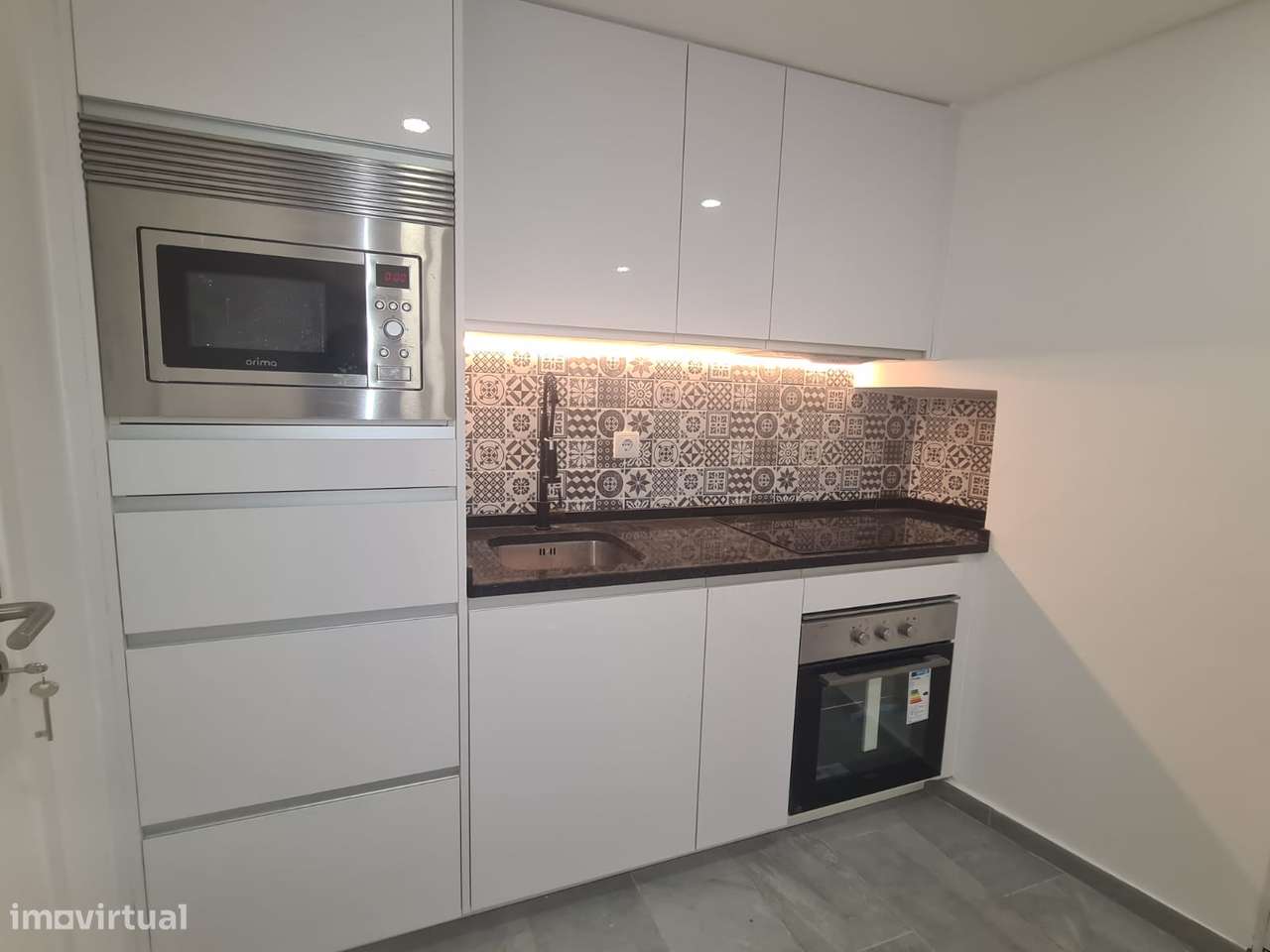 Moradia T3 Renovada Niza - Com Quintal-10