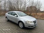 Volkswagen Passat 1.9 TDI Highline - 3