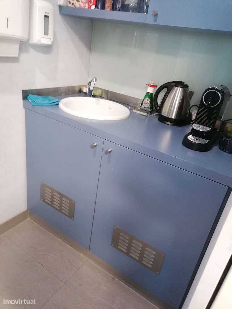 Escritório junto Futura linha metro Rubi-5