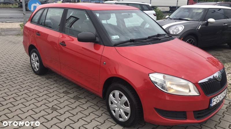 Kia Ceed - 1