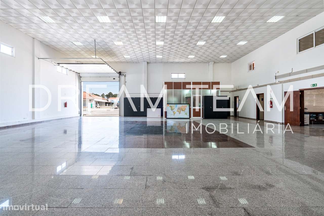 Armazém com escritório no Vale do Alecrim -  Palmela-11