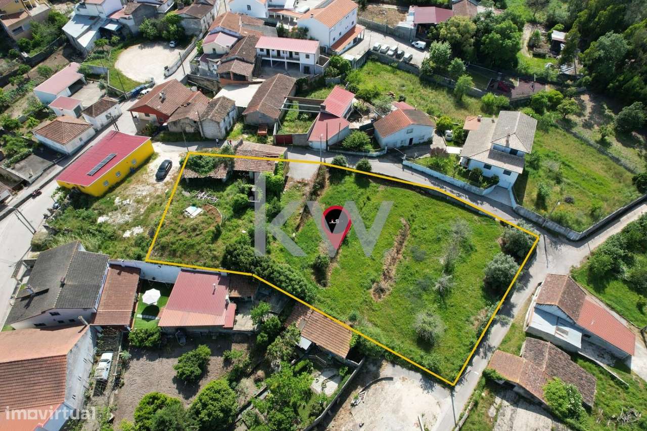 Terreno Urbano com área total de 2098 m2 localizado na Gesteira - Grande imagem: 4/9
