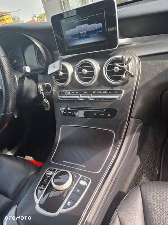 Mercedes-Benz GLC 220 d 4-Matic - 4