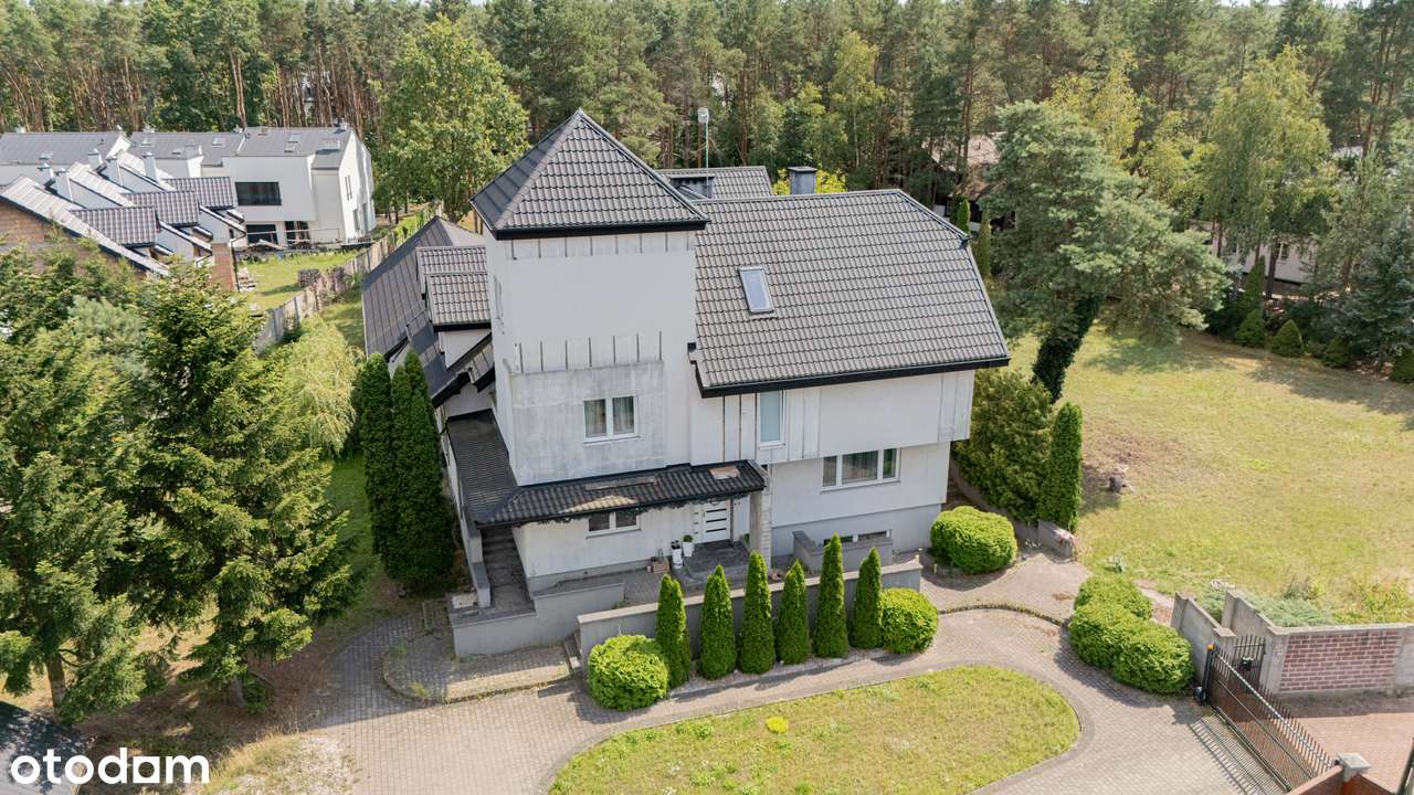 Willa z Duszą i Potencjałem w Łomiankach – 1000 m² luksusu-16