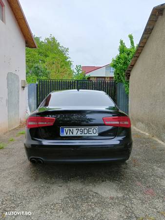 Audi A6 Avant 2.0 TDI Multitronic - 13