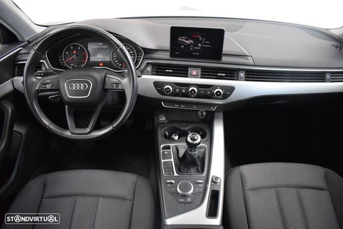 Audi A4 Avant 2.0 TDI Business Line - 57