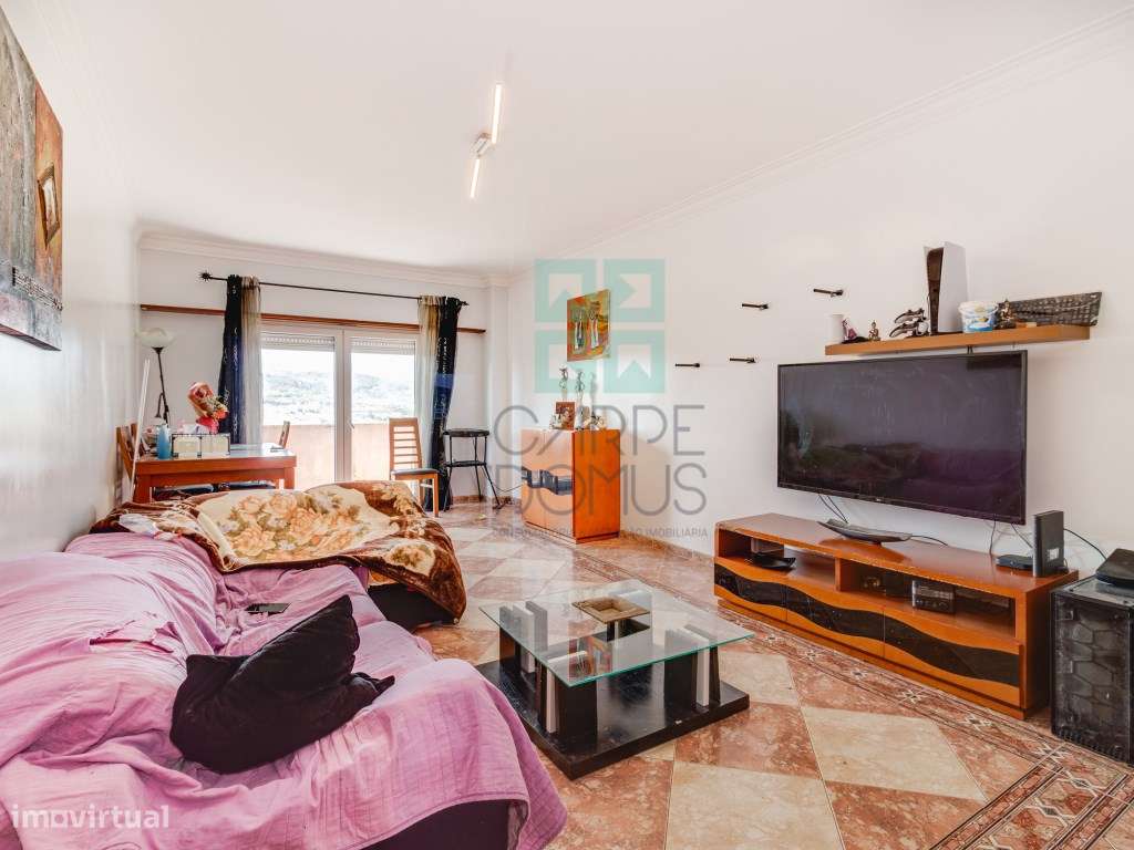 Apartamento T2 em Santa Iria da Azóia-13