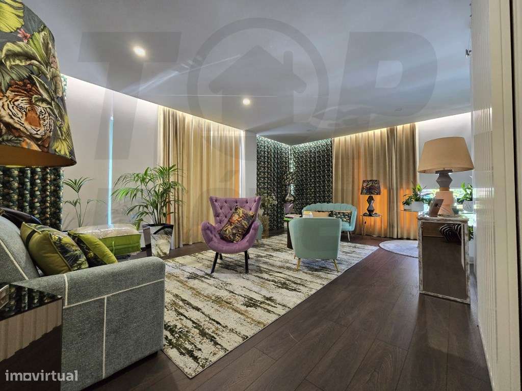 Loja - centro de Paredes - 116.000€ - Grande imagem: 3/23