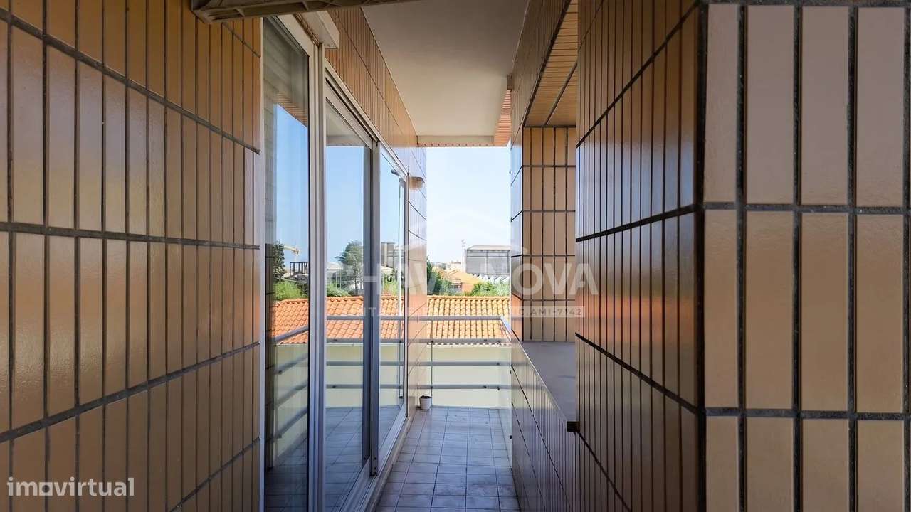 Apartamento T3 c/garagem Box em Valadares-12