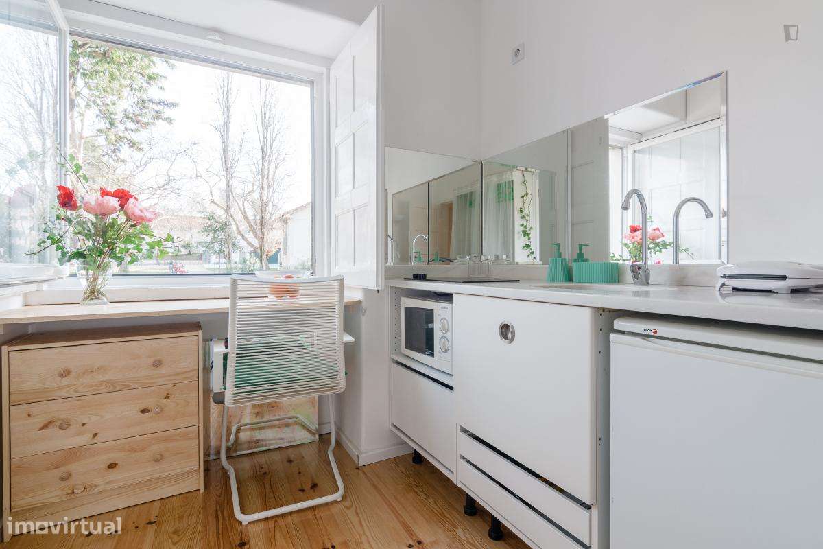 Estúdio - localizado em Alvalade Lisbon - Grande imagem: 4/8