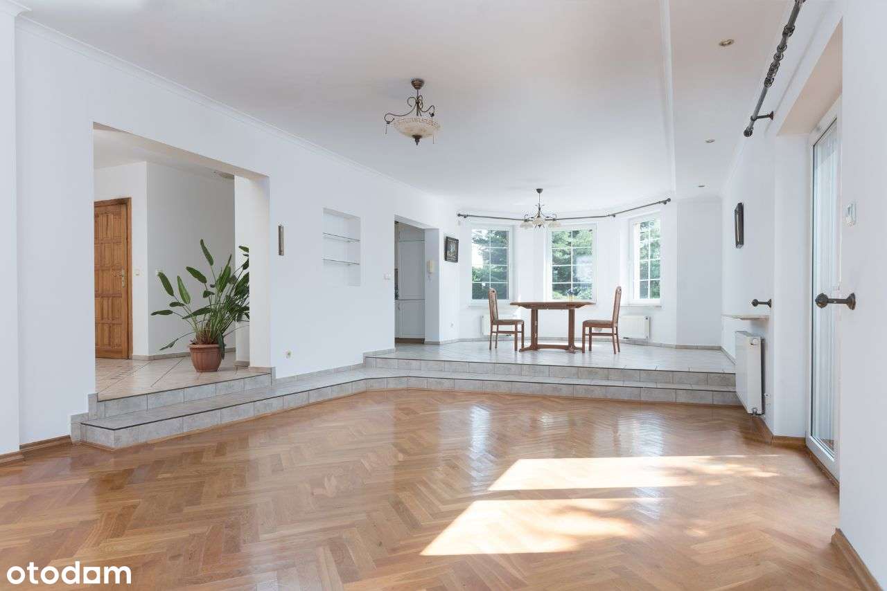 Wyjątkowy dom w Baranowie-5