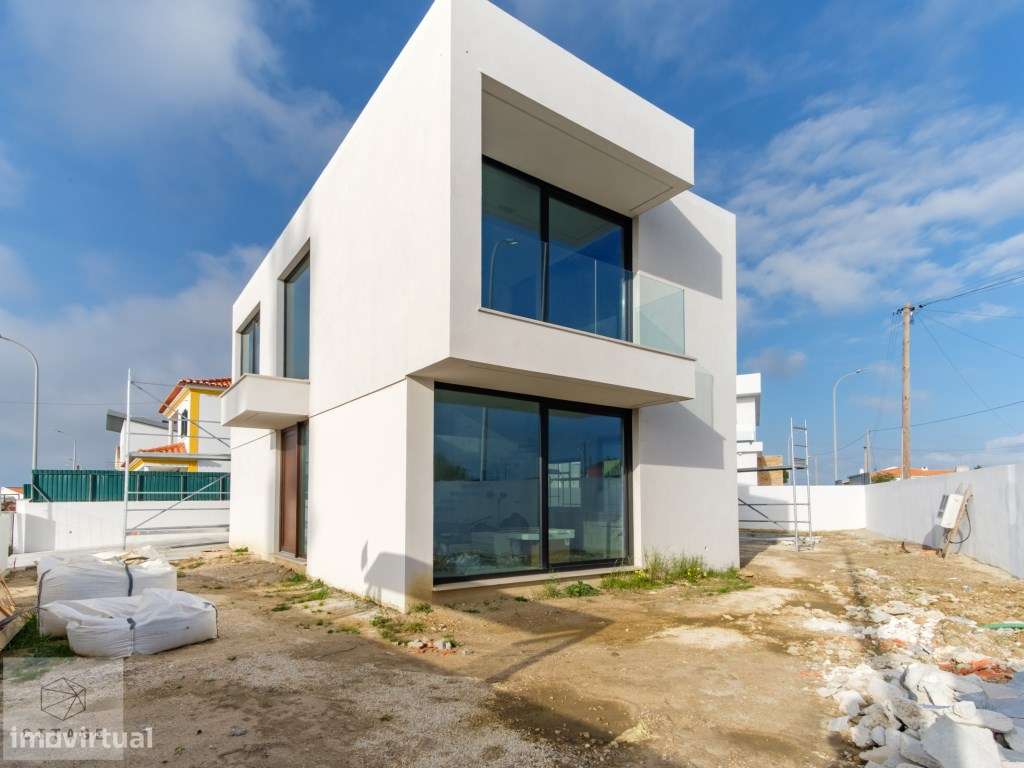 Moradia T4 com piscina no Magoito Sintra-22