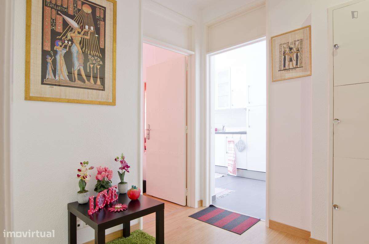 Quarto - localizado em Sete Rios Lisbon - Grande imagem: 4/10