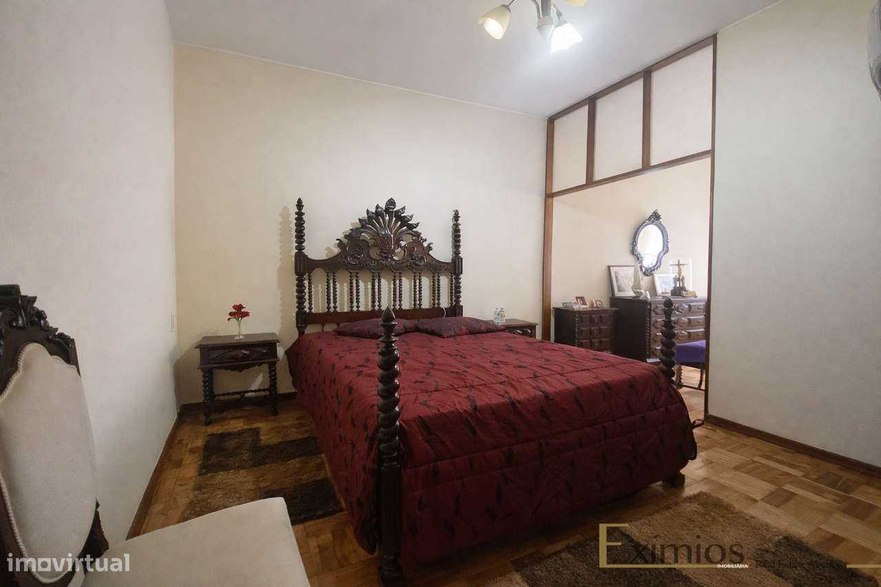 Prédio misto, para venda, no centro de Vila do Conde - Grande imagem: 5/21